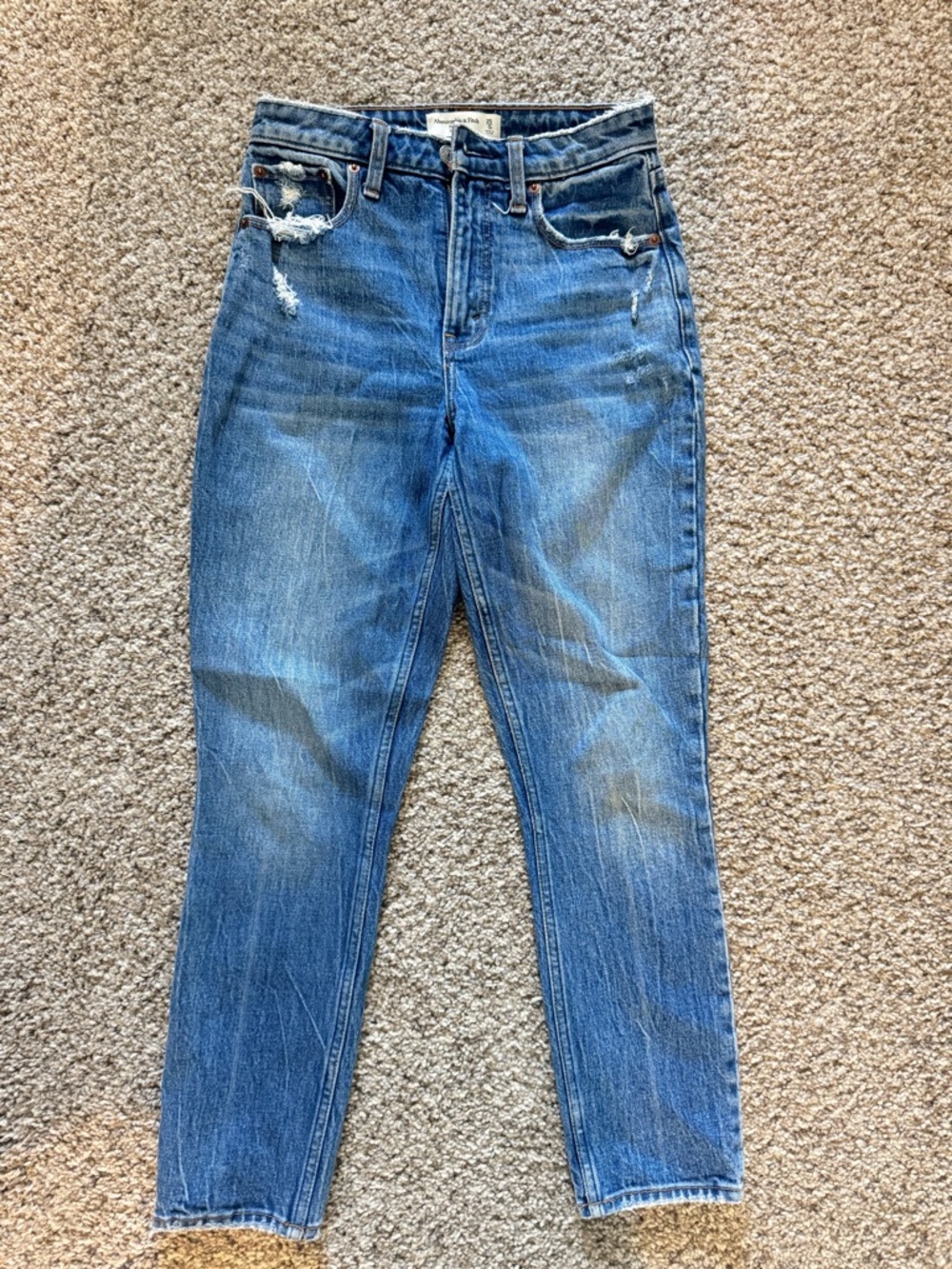 Abercrombie & Fitch The Skinny High Rise Jeans
